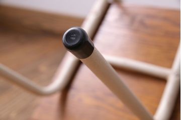 ペイント家具　ナラ材　ナチュラルな雰囲気漂うシンプルなチェア(イス、椅子)(2)