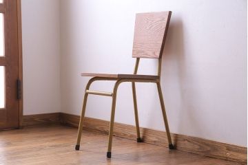 ペイント家具　ナラ材　古いフレームが魅力のシンプルなチェア(イス、椅子)