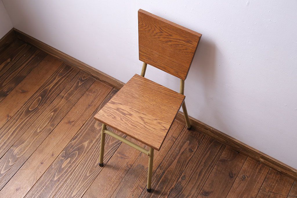 ペイント家具　ナラ材　古いフレームが魅力のシンプルなチェア(イス、椅子)