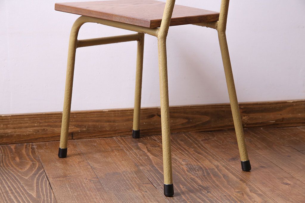 ペイント家具　ナラ材　古いフレームが魅力のシンプルなチェア(イス、椅子)