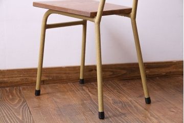 ペイント家具　ナラ材　古いフレームが魅力のシンプルなチェア(イス、椅子)