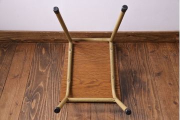 ペイント家具　ナラ材　古いフレームが魅力のシンプルなチェア(イス、椅子)