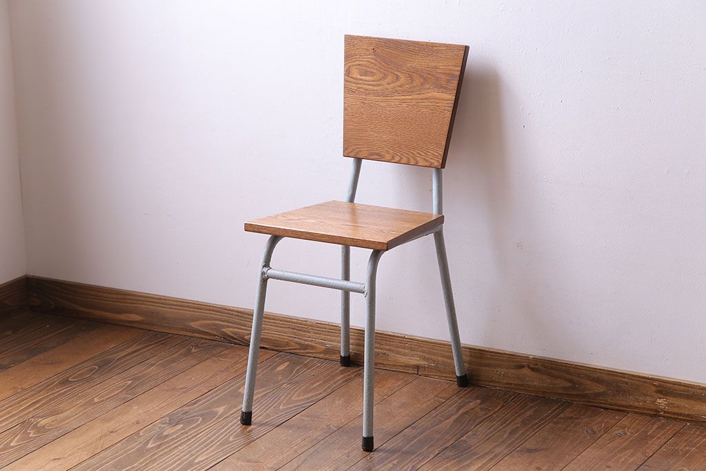 ペイント家具　ナラ材　ナチュラルな雰囲気漂うシンプルなチェア(イス、椅子)(3)