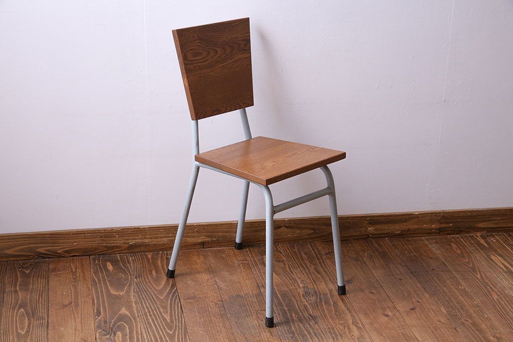 ペイント家具　ナラ材　ナチュラルな雰囲気漂うシンプルなチェア(イス、椅子)(3)