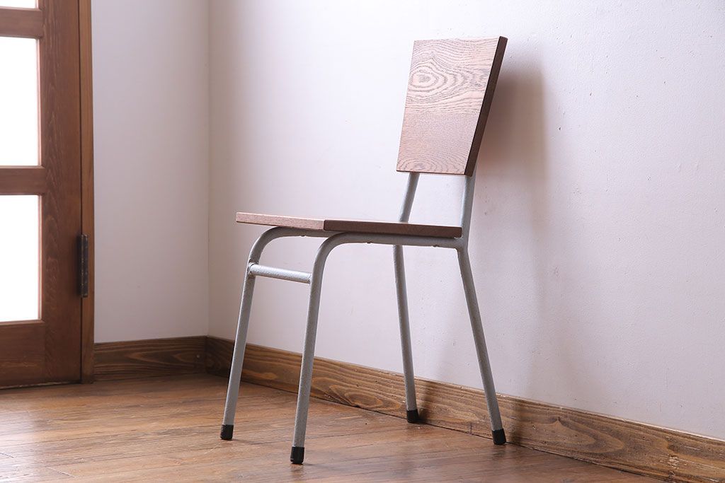 ペイント家具　ナラ材　ナチュラルな雰囲気漂うシンプルなチェア(イス、椅子)(3)
