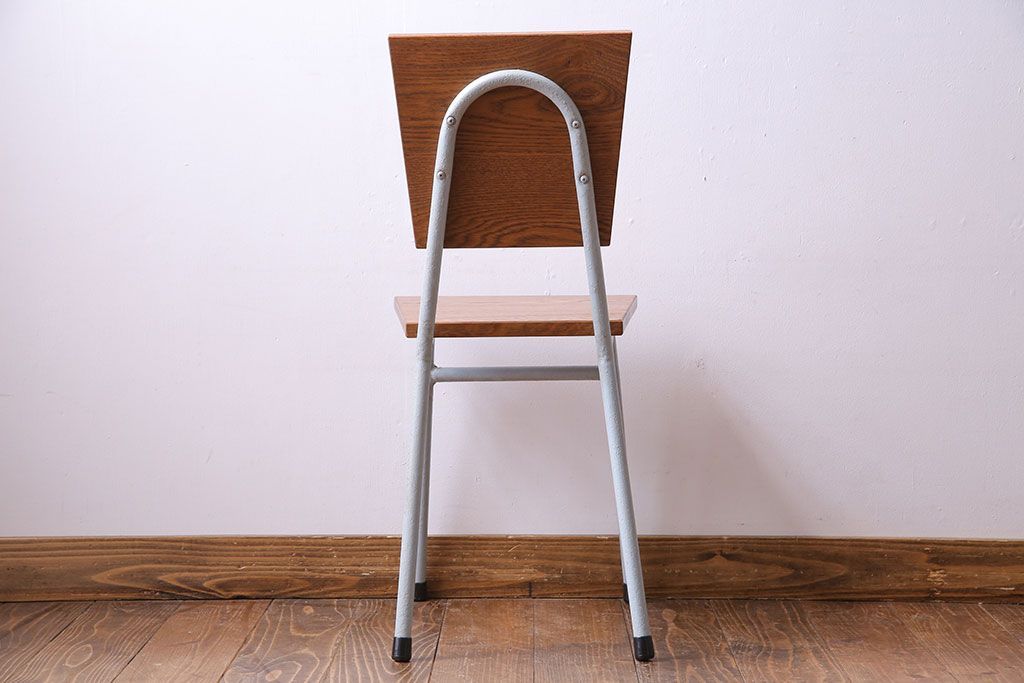 ペイント家具　ナラ材　ナチュラルな雰囲気漂うシンプルなチェア(イス、椅子)(3)