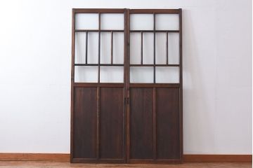 昭和レトロ　異なるガラスの表情を楽しめるシンプルなガラス戸(建具・引き戸・ガラス引き戸)2枚セット