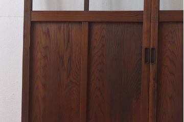 昭和レトロ　異なるガラスの表情を楽しめるシンプルなガラス戸(建具・引き戸・ガラス引き戸)2枚セット