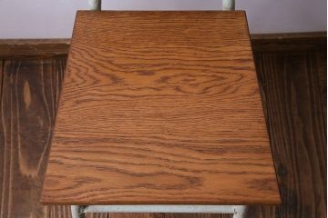 ペイント家具　ナラ材　ナチュラルな雰囲気漂うシンプルなチェア(イス、椅子)