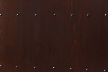 骨董・古民具　いぶされたような味わい深い木の色合いが魅力のガラス入り格子戸(ガラス戸、引き戸、建具)2枚セット