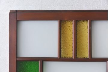 大正ロマン　当時物色ガラスとモダンなデザインの格子が魅力的なガラス戸(ガラス引き戸、引き戸、建具)