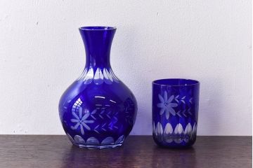 アンティーク雑貨　昭和期　青切子　上品なガラスの水差し&コップセット