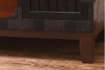 アンティーク家具　和製アンティーク　リメイク　前面ケヤキ材の脚付き二本松箪笥ローボード(和タンス、衣装箪笥)