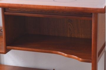 中古　ケヤキ材製　和の雰囲気を高める飾り棚(茶棚)(一部合板使用)
