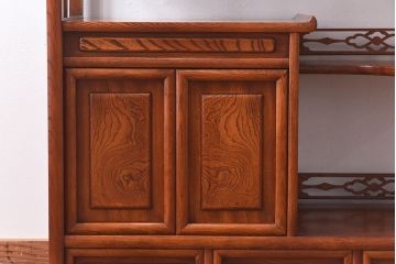 中古　ケヤキ材製　和の雰囲気を高める飾り棚(茶棚)(一部合板使用)