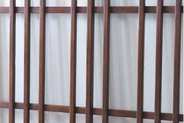 昭和レトロ　和モダンな演出にぴったりのガラス格子戸(建具、引き戸)2枚セット