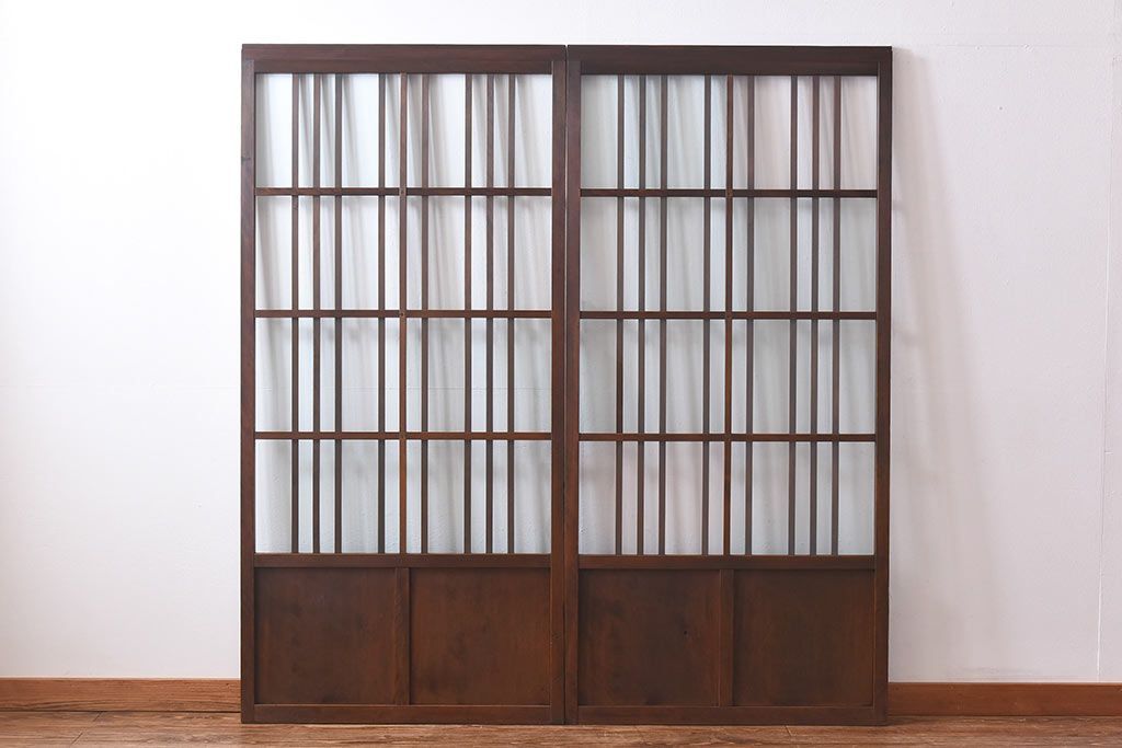 昭和レトロ　和モダンな演出にぴったりのガラス格子戸(建具、引き戸)2枚セット