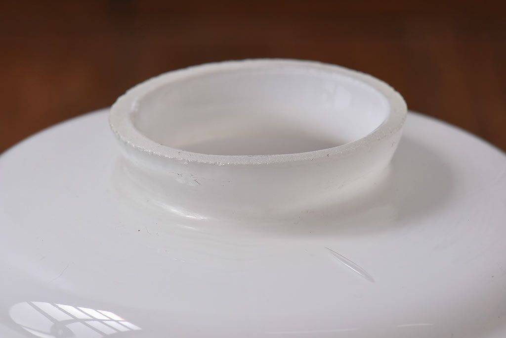 昭和レトロ　取り入れやすい白いシェード(天井照明、ペンダントライト)(2)