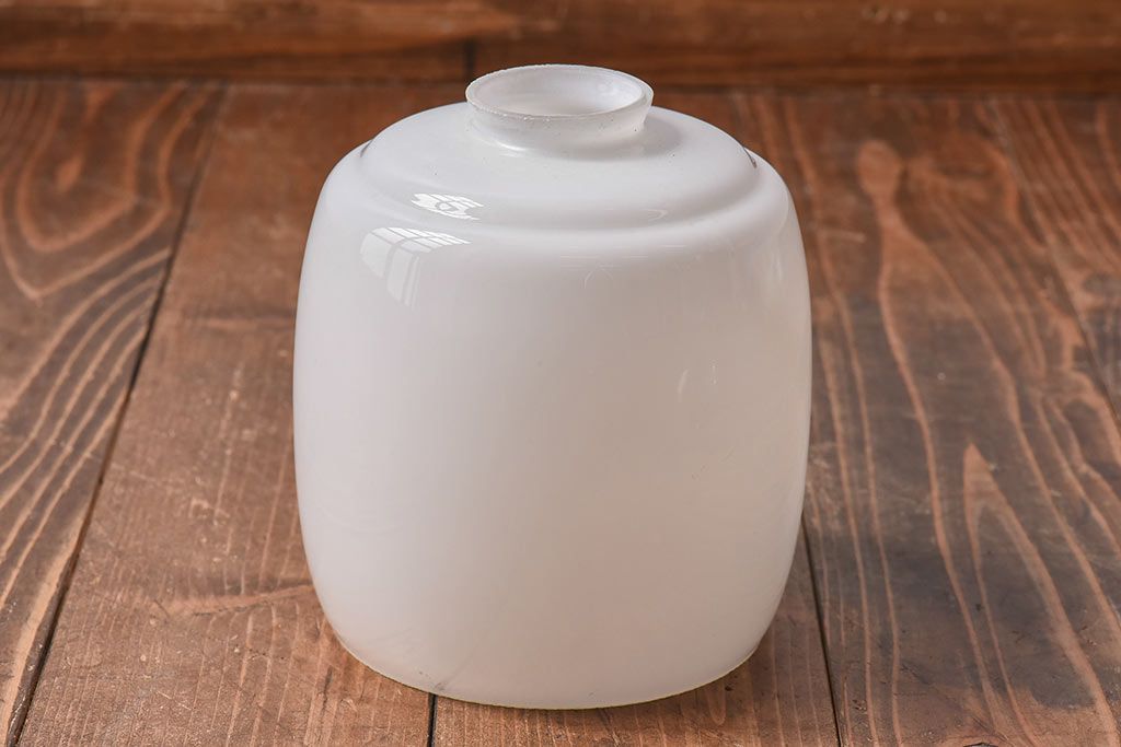 昭和レトロ　取り入れやすい白いシェード(天井照明、ペンダントライト)(3)