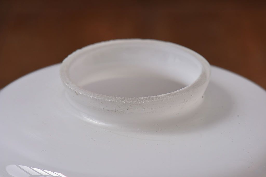 昭和レトロ　取り入れやすい白いシェード(天井照明、ペンダントライト)(3)