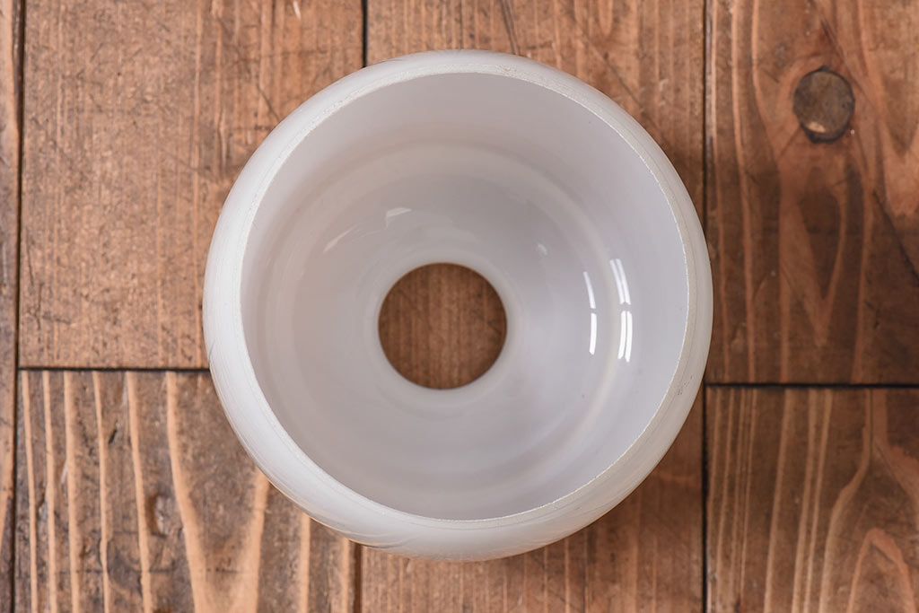 昭和レトロ　取り入れやすい白いシェード(天井照明、ペンダントライト)(3)