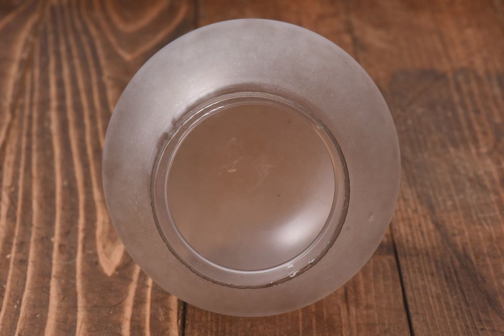 レトロな半透明球型ガラスペンダントライト(天井照明、吊り照明)