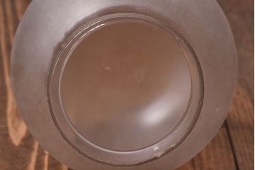 レトロな半透明球型ガラスペンダントライト(天井照明、吊り照明)