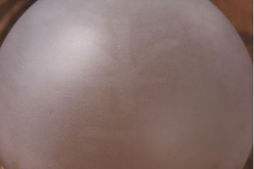 レトロな半透明球型ガラスペンダントライト(天井照明、吊り照明)