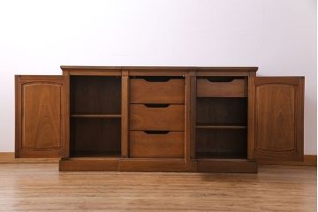 中古　DREXEL HERITAGE(ドレクセルヘリテイジ)　Triune(トライユン)　クリデンザ キャビネット(クレデンザ、サイドボード、リビングボード) (定価約54万円)