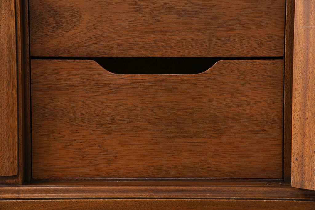 中古　DREXEL HERITAGE(ドレクセルヘリテイジ)　Triune(トライユン)　クリデンザ キャビネット(クレデンザ、サイドボード、リビングボード) (定価約54万円)