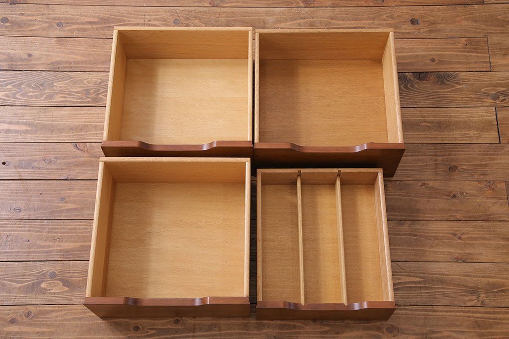 中古　DREXEL HERITAGE(ドレクセルヘリテイジ)　Triune(トライユン)　クリデンザ キャビネット(クレデンザ、サイドボード、リビングボード) (定価約54万円)