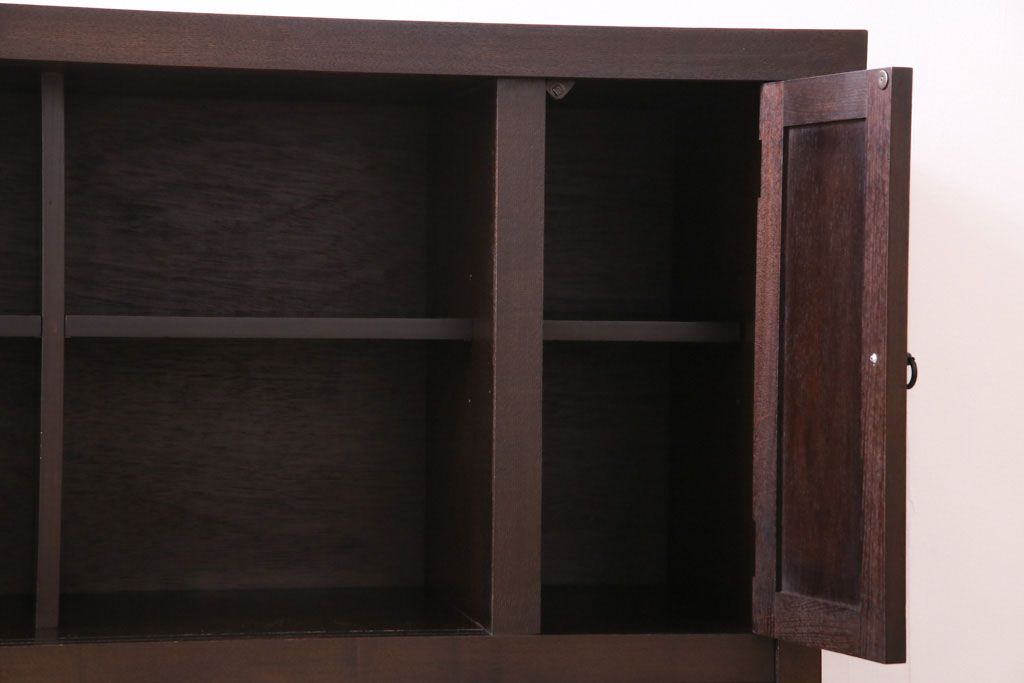 民芸家具　和モダンな雰囲気漂う水屋サイドボード(テレビボード、食器棚)