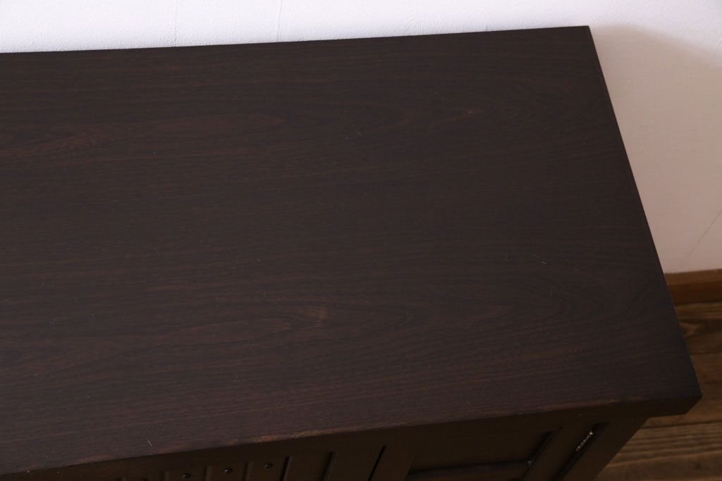 民芸家具　和モダンな雰囲気漂う水屋サイドボード(テレビボード、食器棚)