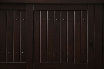 民芸家具　和モダンな雰囲気漂う水屋サイドボード(テレビボード、食器棚)