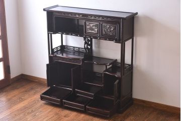 アンティーク家具　黒檀無垢材使用!　高級感と気品漂う飾り棚(茶棚、戸棚)