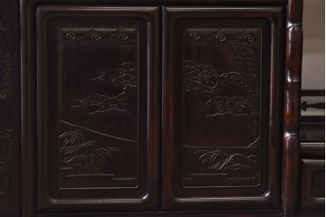 アンティーク家具　黒檀無垢材使用!　高級感と気品漂う飾り棚(茶棚、戸棚)