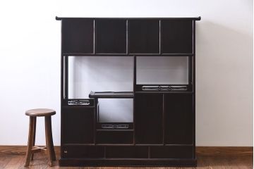 アンティーク家具　黒檀無垢材使用!　高級感と気品漂う飾り棚(茶棚、戸棚)