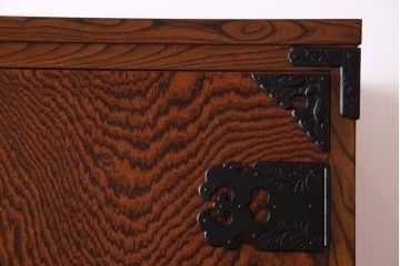 中古　伝統工芸　岩谷堂箪笥　和の趣きあふれるワードローブ(洋服箪笥)