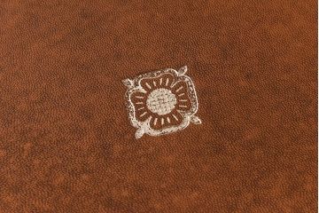 西洋家具　キャスター付き　クラシカルなサイドテーブル(ランプテーブル)