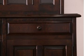 中古　北海道民芸家具　シックな雰囲気漂う大きな重ね食器棚(カップボード、収納棚)(1)