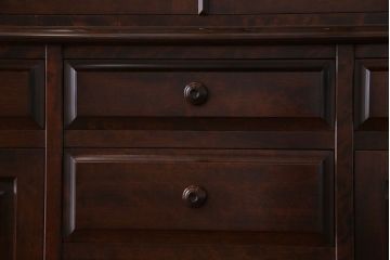 中古　北海道民芸家具　シックな雰囲気漂う大きな重ね食器棚(カップボード、収納棚)(1)