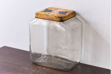 アンティーク雑貨　昭和レトロ　味わい深い風合いのオリエンタルカレーのガラスビン(角瓶)