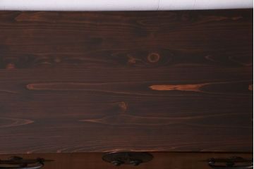 アンティーク家具　和製アンティーク　前面ケヤキ材　鉄脚付　二本松箪笥ローボード(リビングボード、テレビボード)