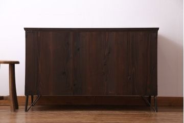 アンティーク家具　和製アンティーク　前面ケヤキ材　鉄脚付　二本松箪笥ローボード(リビングボード、テレビボード)