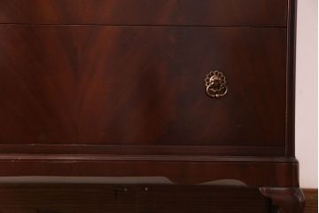 アンティーク家具　イギリスアンティーク　艶やかなマホガニー材が魅力のチェスト(引き出し、ドロワー)