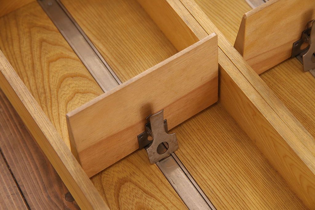 レトロ家具　昭和レトロ　ネームプレート付き 便利なカードケース(引き出し、チェスト、ドロワー、図書館、図書室)