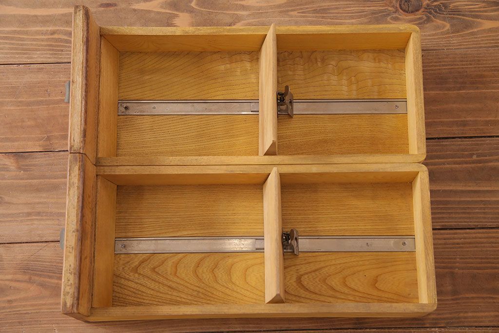 レトロ家具　昭和レトロ　ネームプレート付き 便利なカードケース(引き出し、チェスト、ドロワー、図書館、図書室)