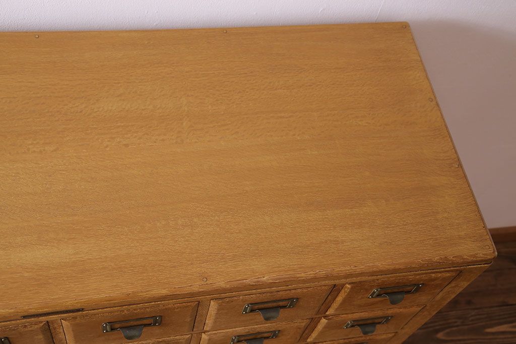 レトロ家具　昭和レトロ　ネームプレート付き 便利なカードケース(引き出し、チェスト、ドロワー、図書館、図書室)