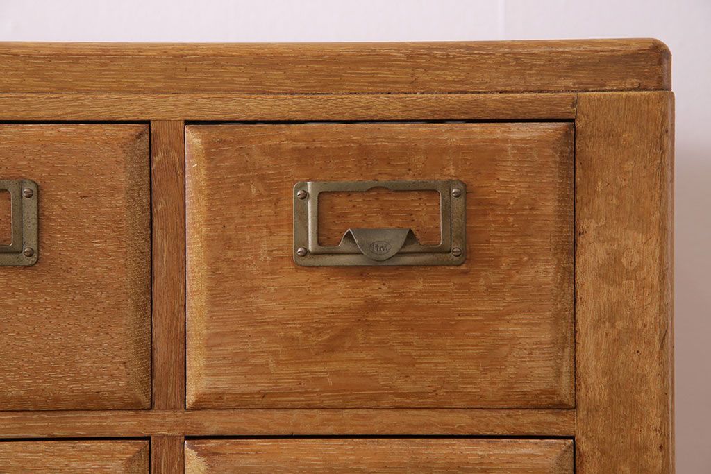 レトロ家具　昭和レトロ　ネームプレート付き 便利なカードケース(引き出し、チェスト、ドロワー、図書館、図書室)