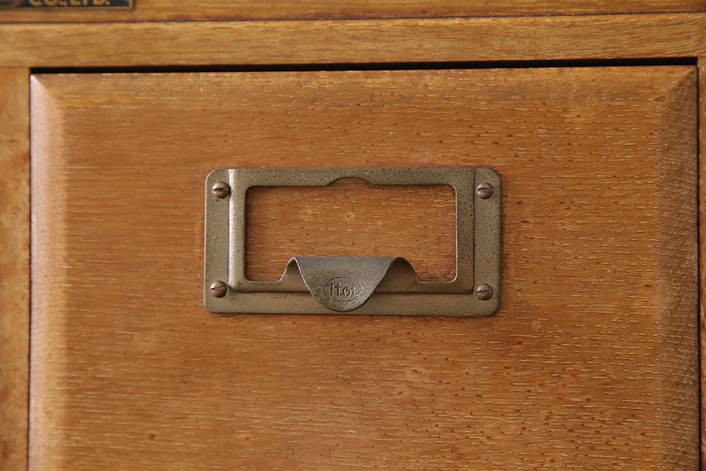 レトロ家具　昭和レトロ　ネームプレート付き 便利なカードケース(引き出し、チェスト、ドロワー、図書館、図書室)